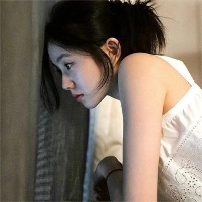 红粉争春